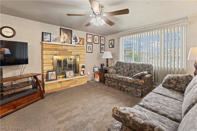 119 Lincoln Place, Follansbee, WV - Photo 6