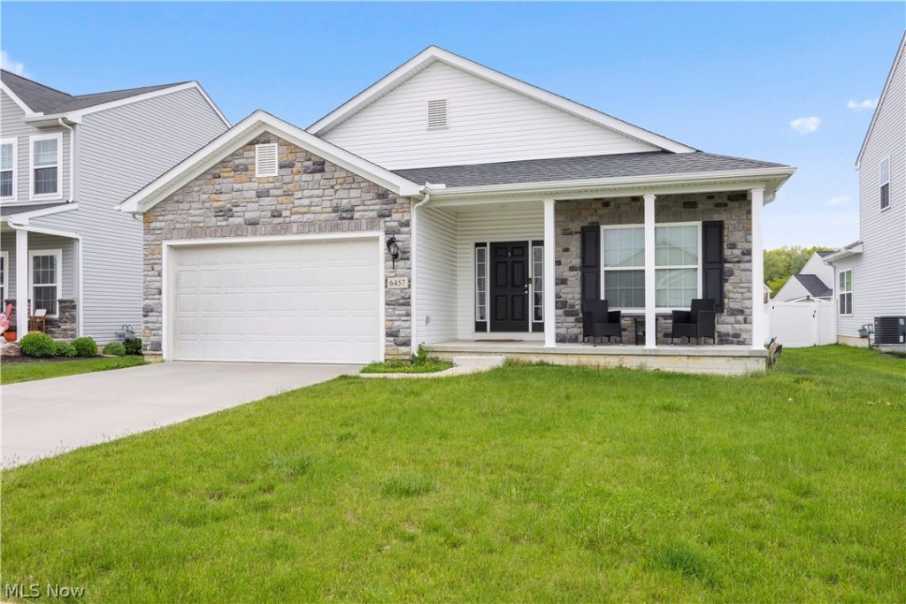 6457 Fawn Lane, North Ridgeville, OH