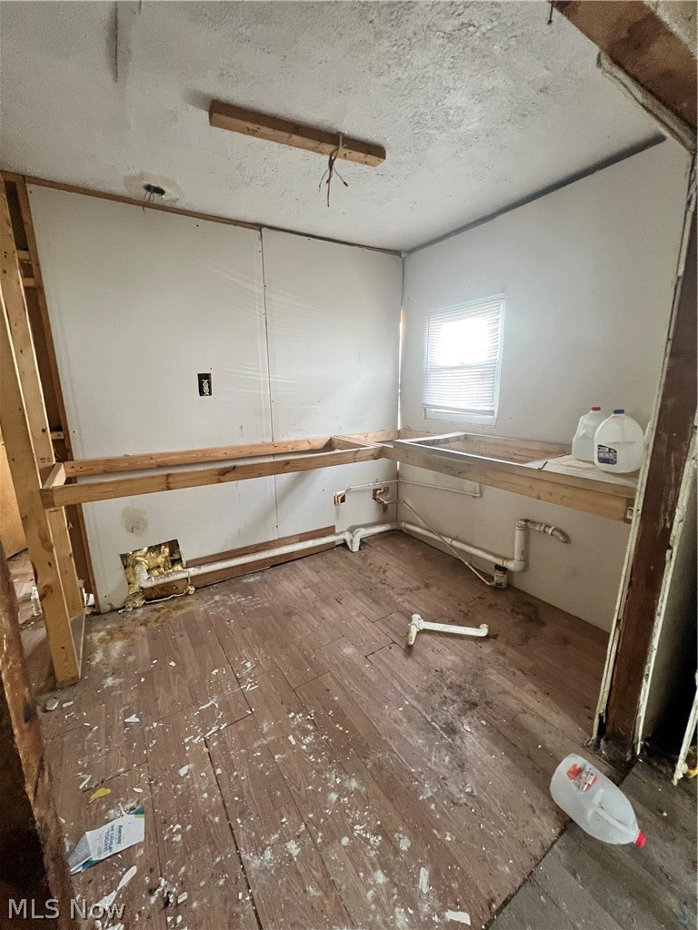 996 Burkhardt Avenue, Akron, OH - Photo 4