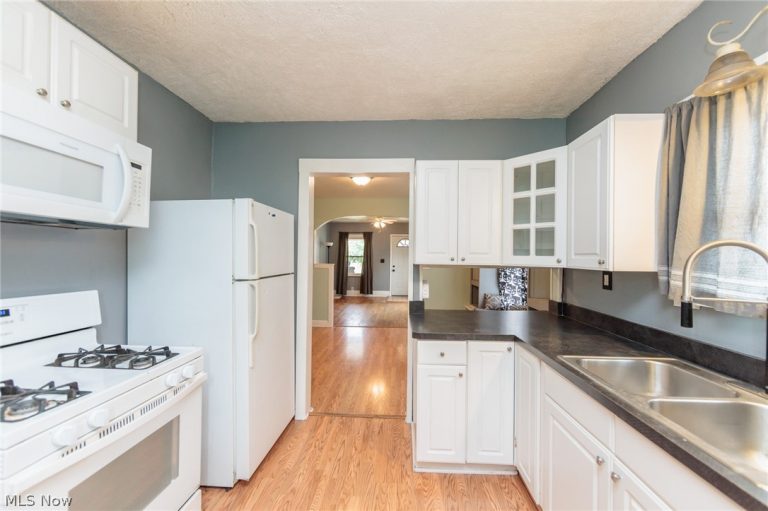 3878 133rd Street, Cleveland, OH - Photo 5