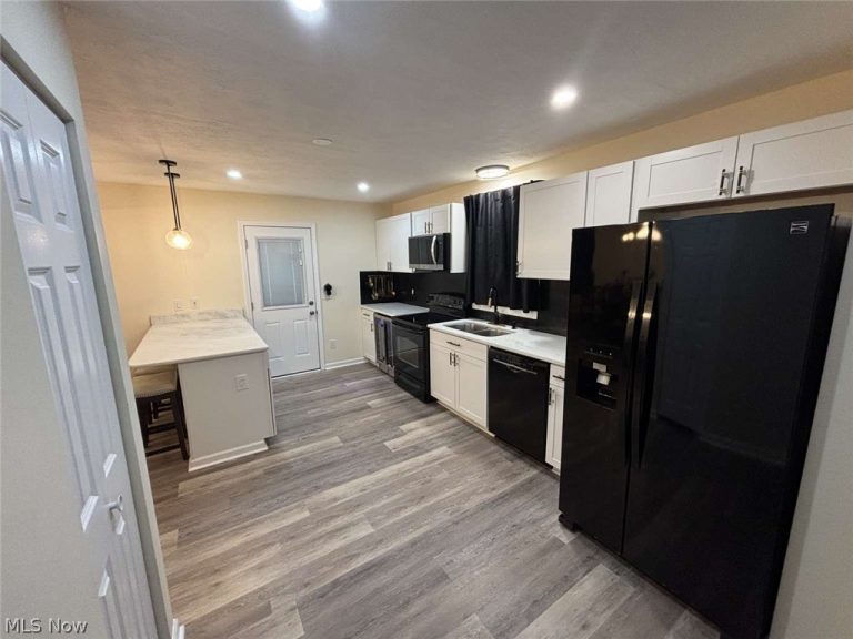193 Summit Avenue, Northfield, OH - Photo 4