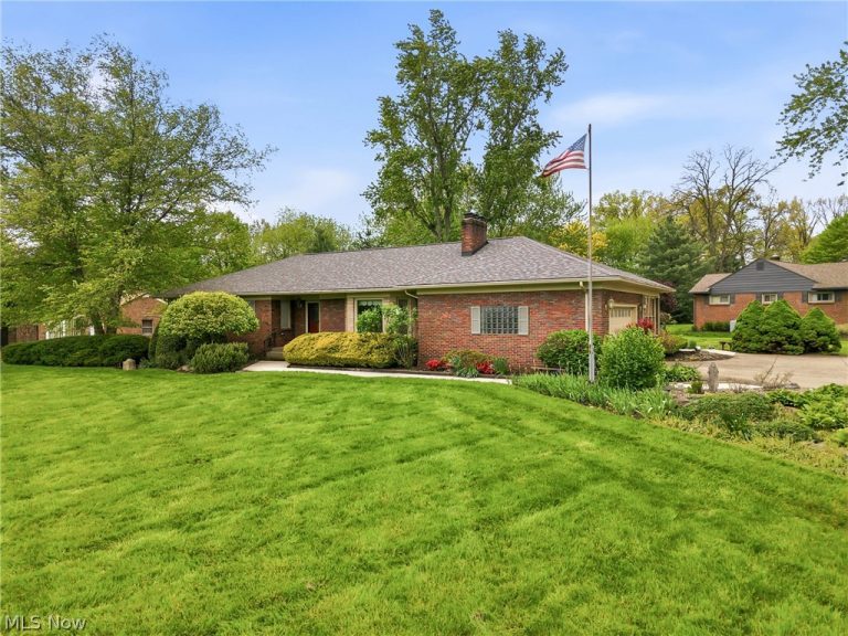 4122 Devon Drive, Warren, OH - Photo 2