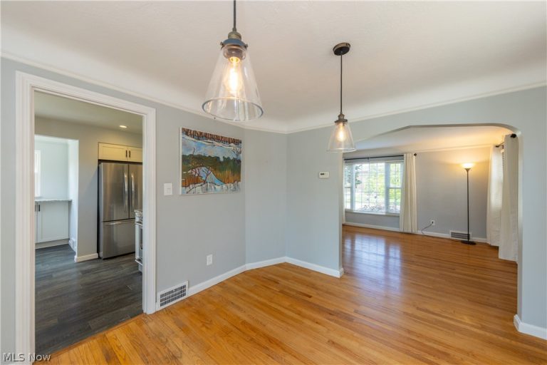 21130 Edgecliff Drive, Euclid, OH - Photo 8