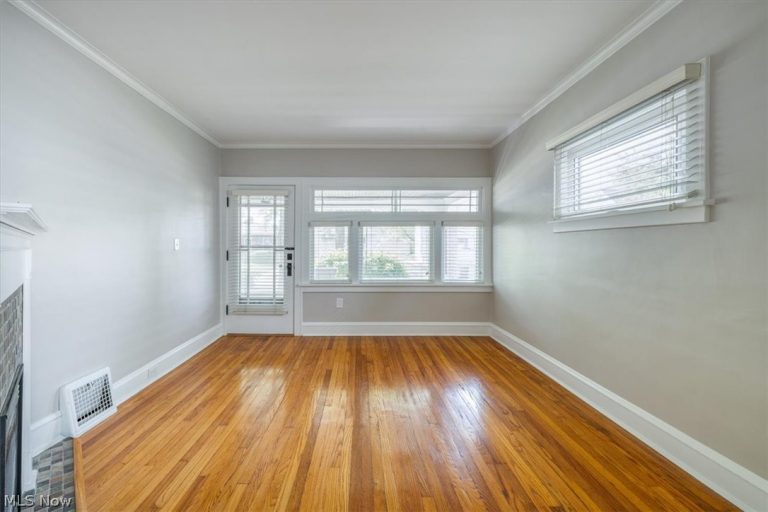 3806 Liggett Drive, Parma, OH - Photo 4