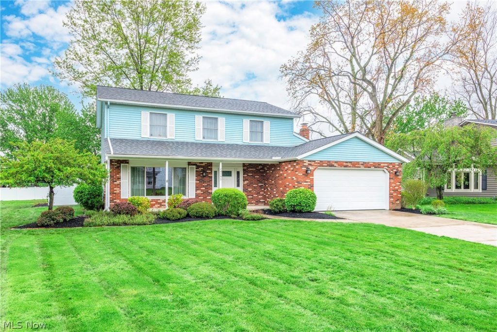 24795 Framingham Drive, Westlake, OH
