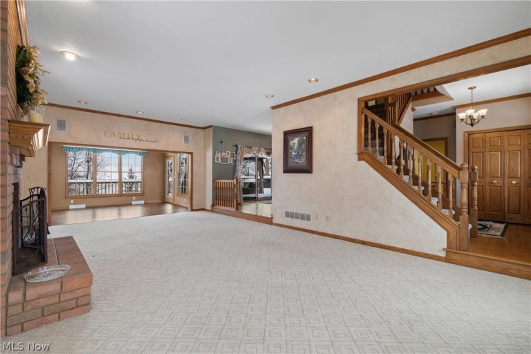 3885 Mount Vernon Boulevard, Barberton, OH - Photo 5