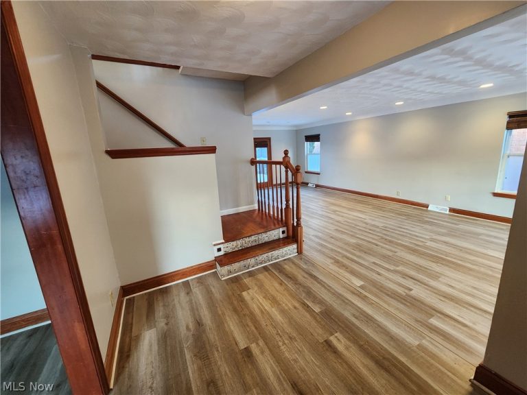 2452 Bromley Road, University Heights, OH - Photo 2