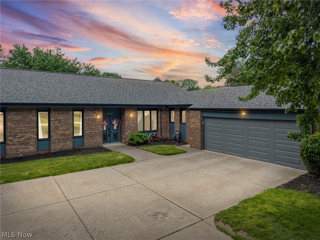 24707 Westwood, Westlake, OH