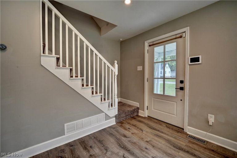 1624 Breiding Road, Akron, OH - Photo 5