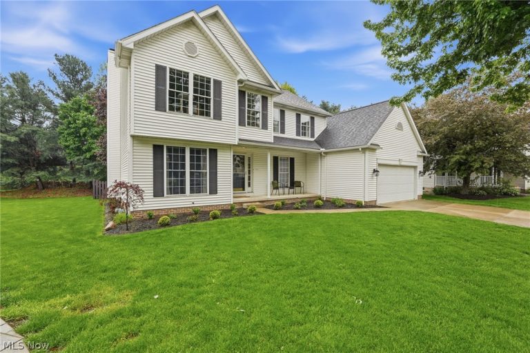 8714 Billendon Circle, North Canton, OH - Photo 2
