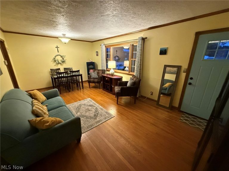 744 Baker Avenue, New Philadelphia, OH - Photo 4