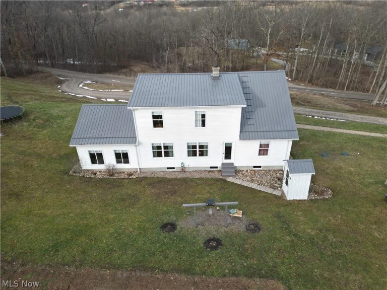 21252 OXFORD Road, Salesville, OH - Photo 5
