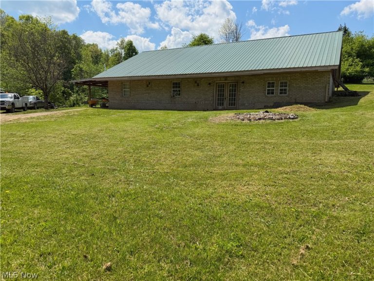 44073 Bell Road, Lisbon, OH - Photo 5
