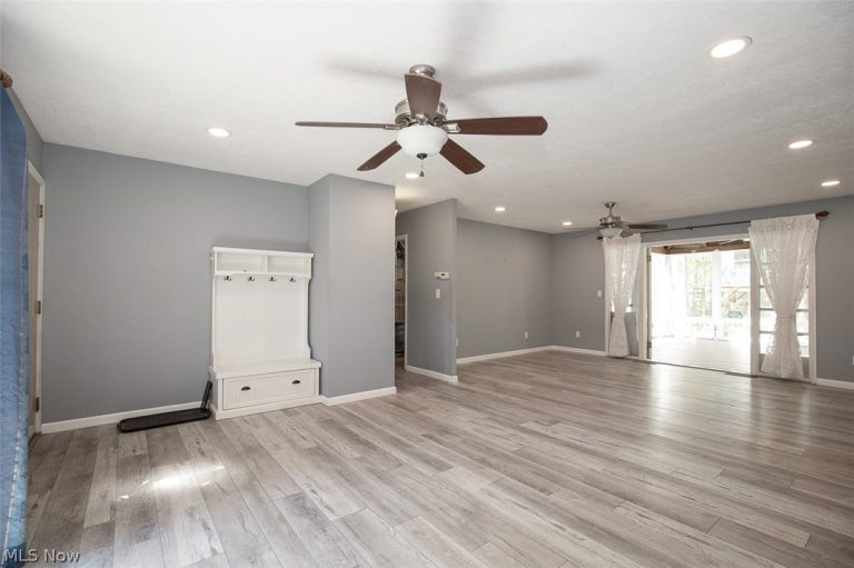 522 Merrimak Drive, Berea, OH - Photo 6