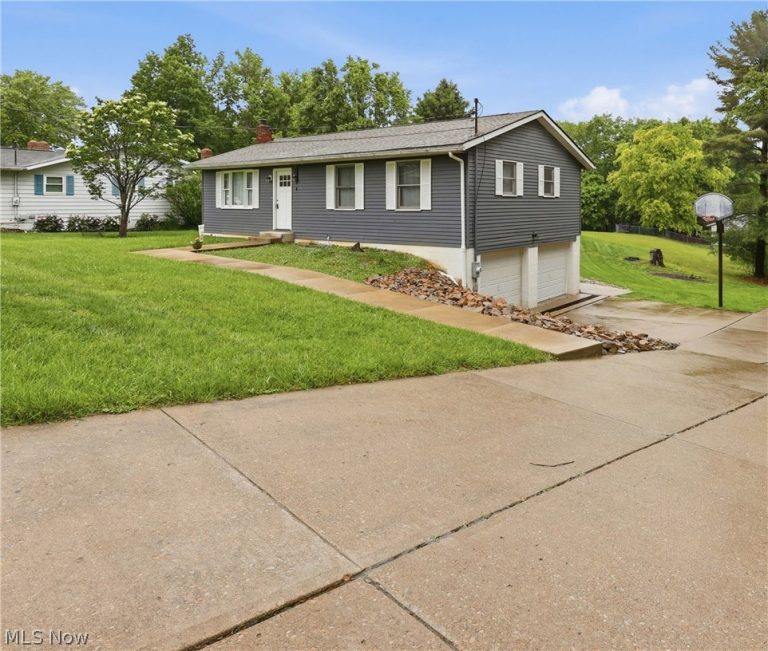 2655 Lisa Kim Lane, Nashport, OH, 43830