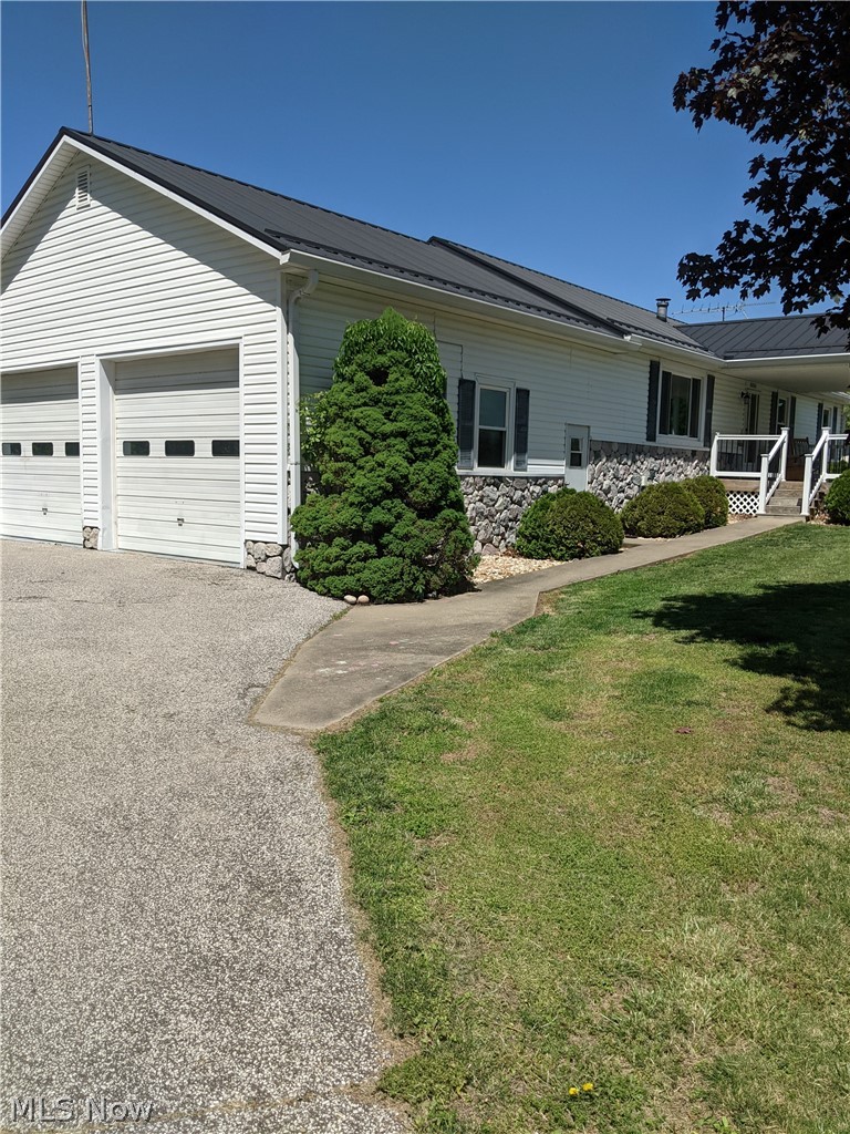 60004 Ramsey Ridge Road, Jacobsburg, OH - Photo 3