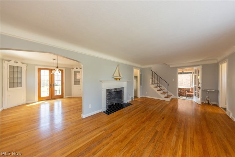 21130 Edgecliff Drive, Euclid, OH - Photo 4