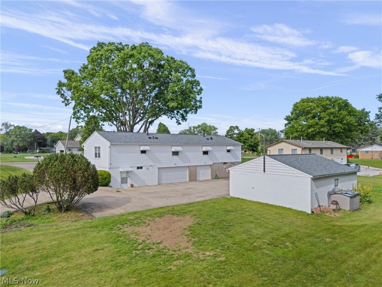 120 Center Road, New Franklin, OH - Photo 5