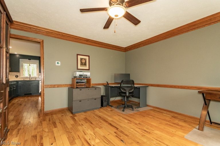 16730 Brigadoon Drive, Chagrin Falls, OH - Photo 4