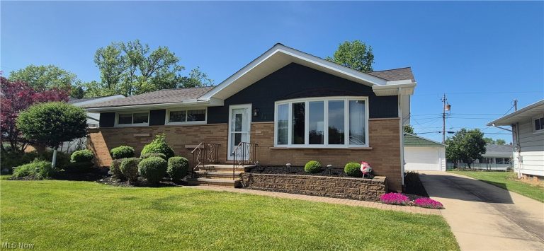 73 Hillsdale Avenue, Seven Hills, OH, 44131