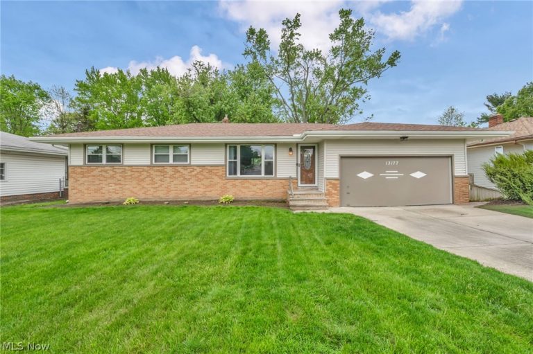 13177 Whitney Road, Strongsville, OH - Photo 2