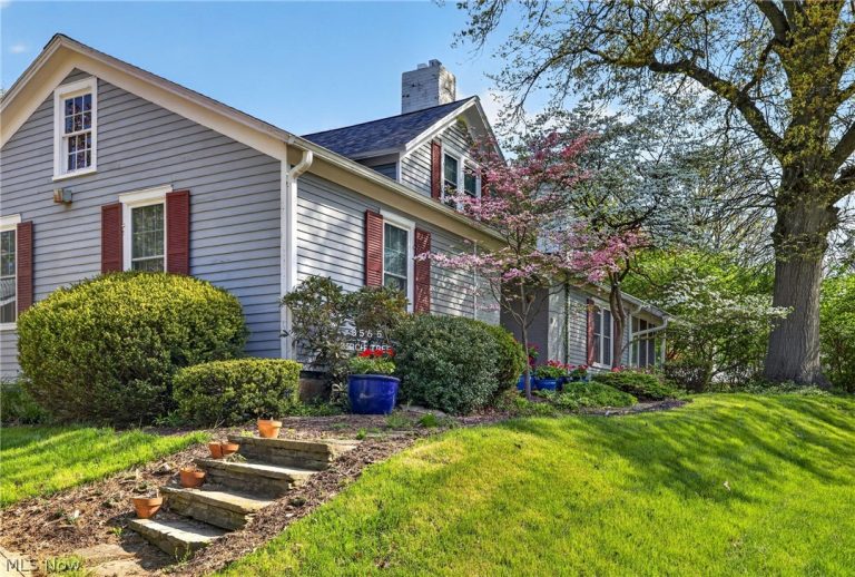 3555 Birch Tree Path, Cleveland Heights, OH - Photo 2