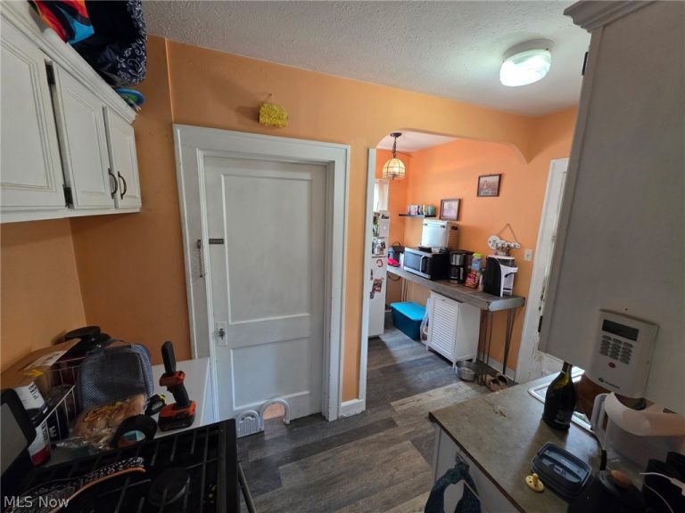 3882 134th Street, Cleveland, OH - Photo 8
