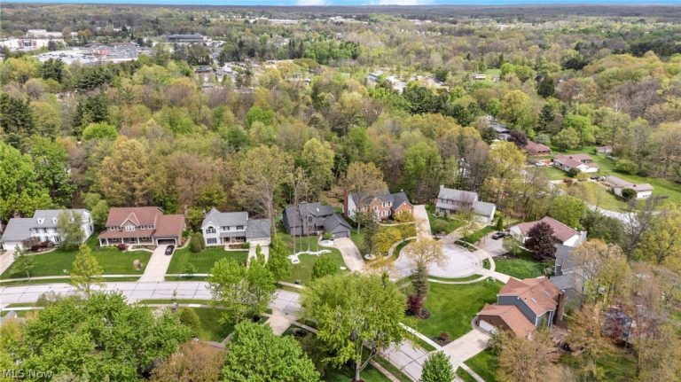 3069 Snowshoe Circle, Stow, OH - Photo 4