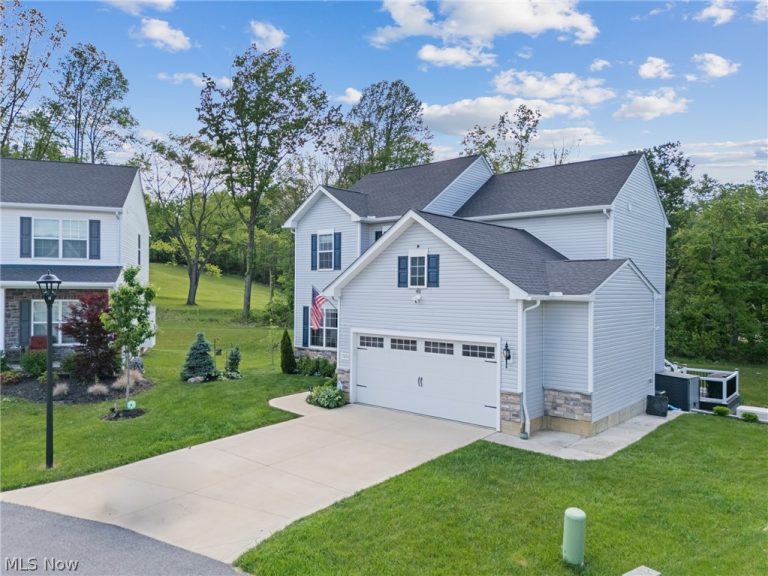1216 Selena Grove, Green, OH - Photo 2