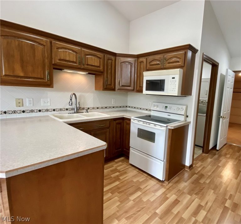 1578 Cape Cod Drive, Mansfield, OH - Photo 8