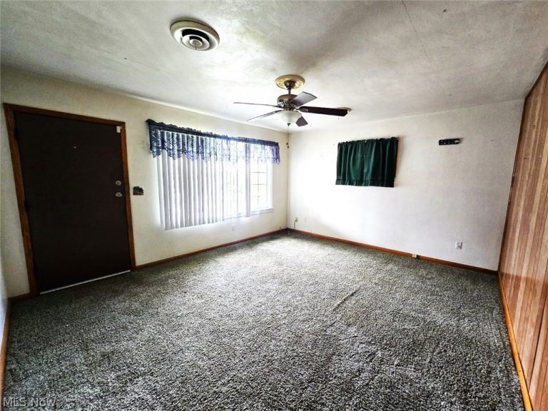 2411 Fairfax Street, Parkersburg, WV - Photo 6