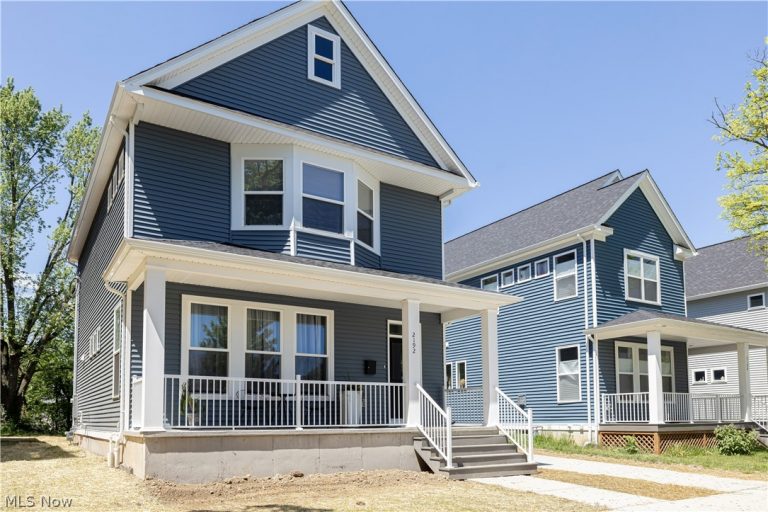 2192 100th Street, Cleveland, OH, 44106