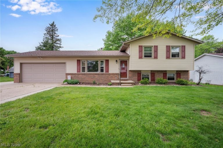 710 Tell Drive, Canal Fulton, OH, 44614