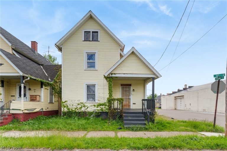 700 8th Street, Canton, OH, 44704
