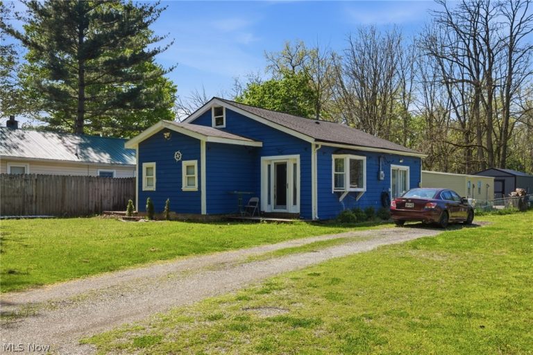 622 Riverside Boulevard, Eastlake, OH - Photo 5