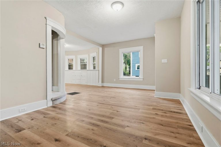 50 Belvidere Way, Akron, OH - Photo 8