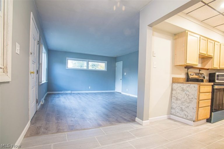 1399 Barlow Road #1, Hudson, OH - Photo 3