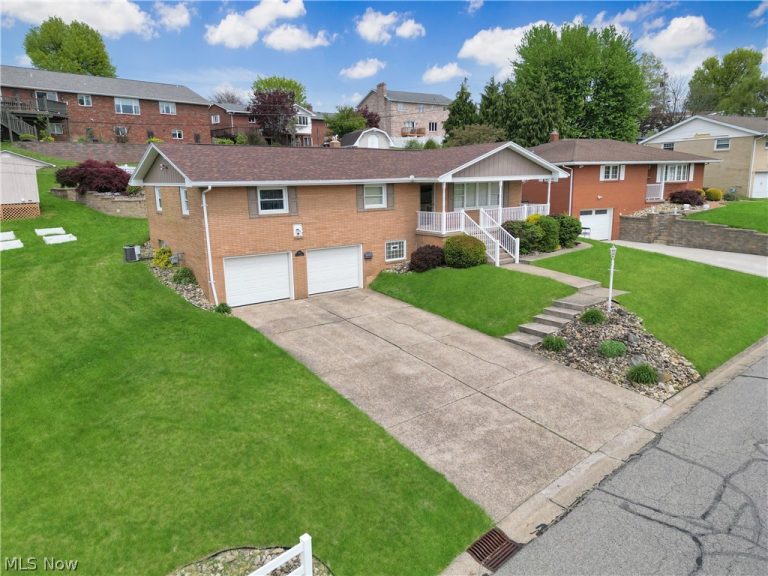 400 Terri Avenue, Steubenville, OH - Photo 2
