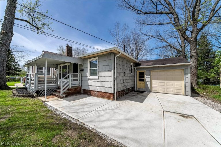 575 Glendale Street, Bedford, OH - Photo 4