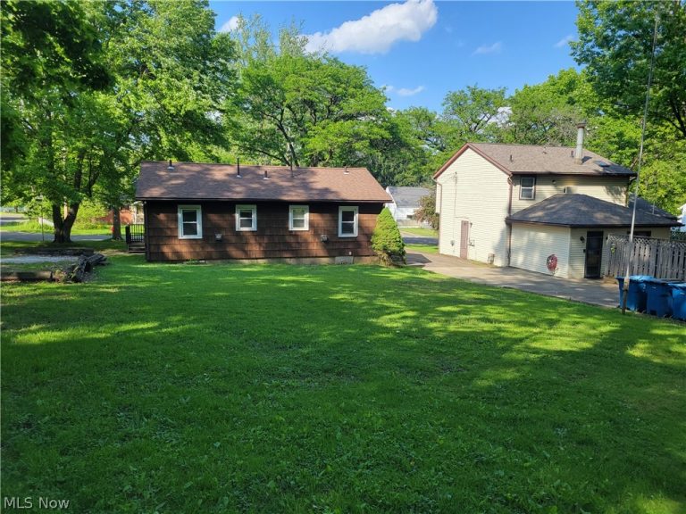 612 Cuyahoga Street, Kent, OH - Photo 4