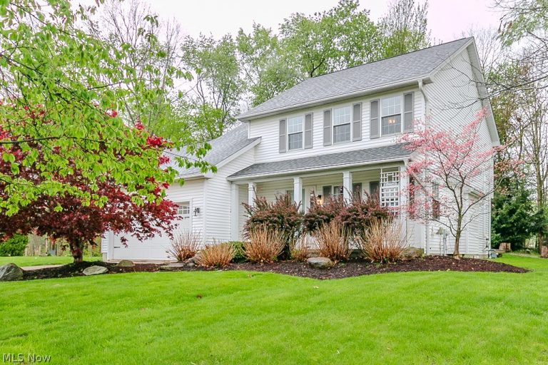 102 Saw Mill Bend, Chardon, OH, 44024