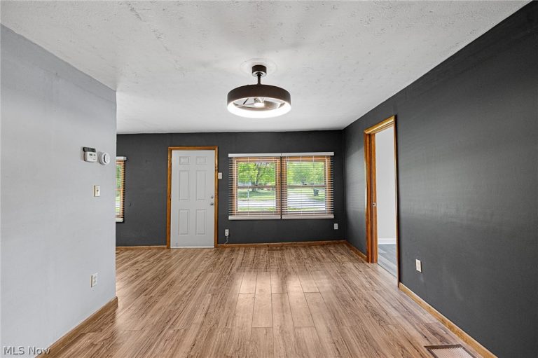 6100 Carsten Road, Medina, OH - Photo 8