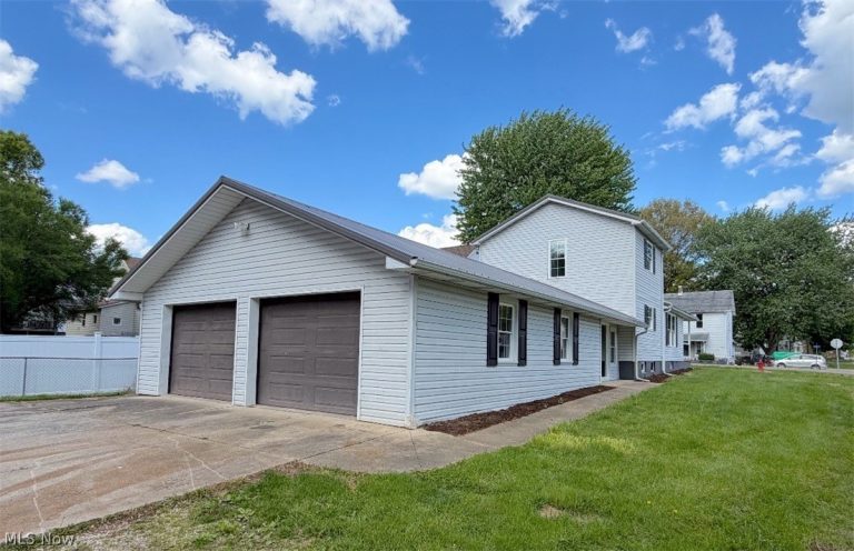 2236 Main Street, Midvale, OH - Photo 2