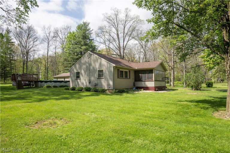 1526 W Park Ave, Niles, OH - Photo 4