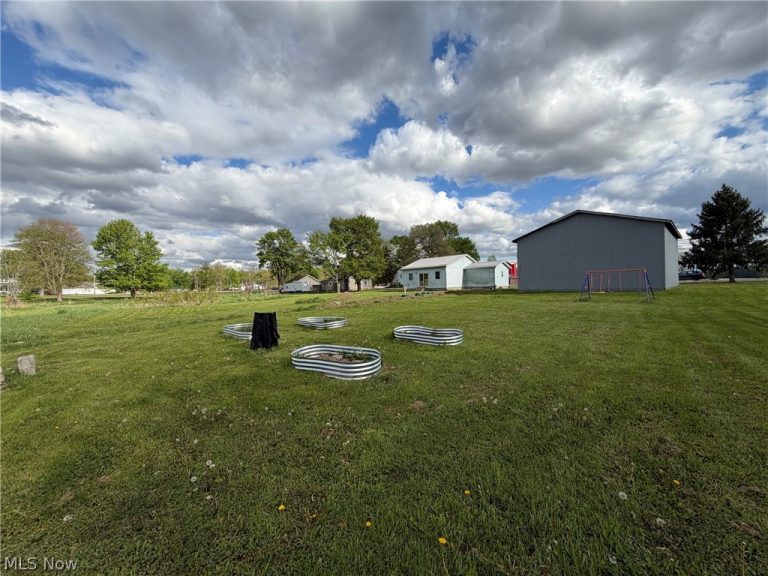 1993 Kinsman Road, North Bloomfield, OH - Photo 4