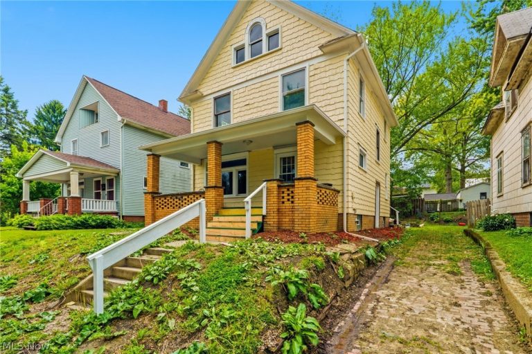 1387 Seneca Avenue, Alliance, OH, 44601