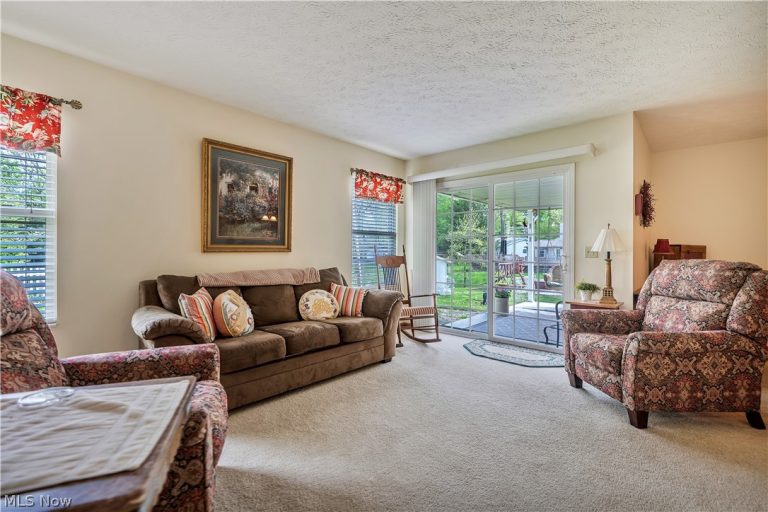 3474 Dauphin Drive, Canton, OH - Photo 4