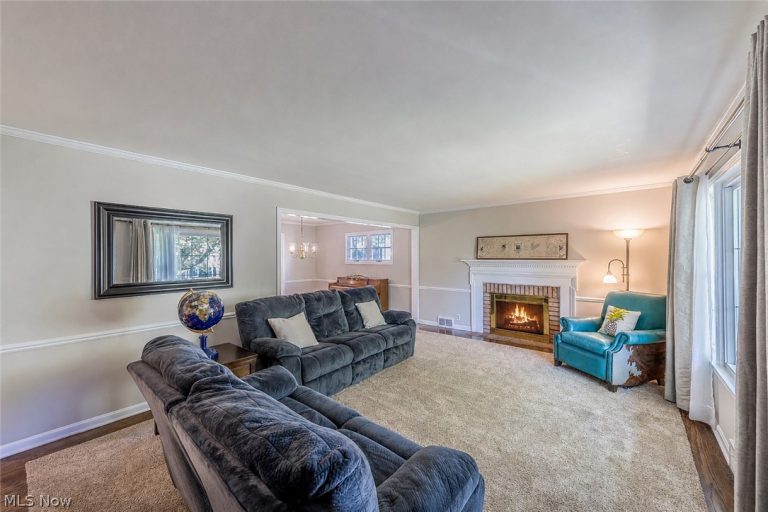 22532 Byron Road, Shaker Heights, OH - Photo 4