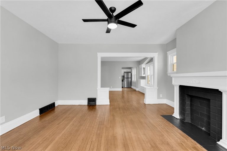 2638 126th Street #2/UP, Cleveland, OH - Photo 6
