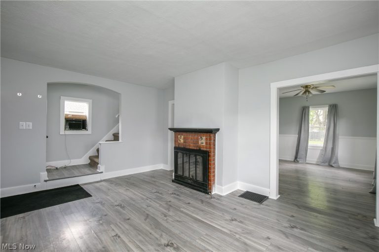 1424 Liberty Avenue, Alliance, OH - Photo 5